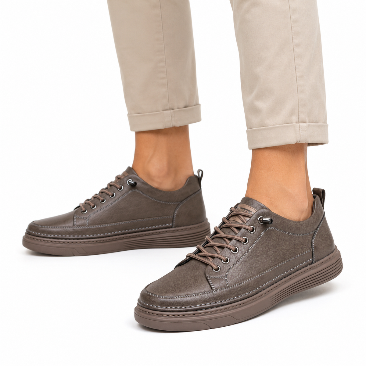 Men's Retro Low-Cut Trainers | Lace-up