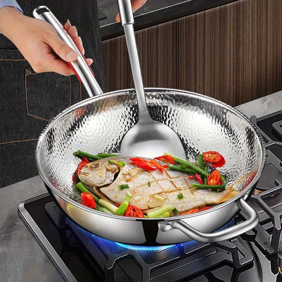 High-Quality Titanium Round Bottom Wok for Induction Cooktops and Easy Stir-Frying