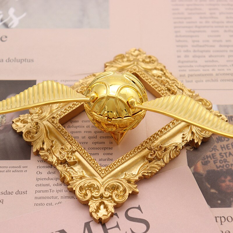18k Gold Plated Treasure Ring Box with Adjustable Design | Elegant Jewelry